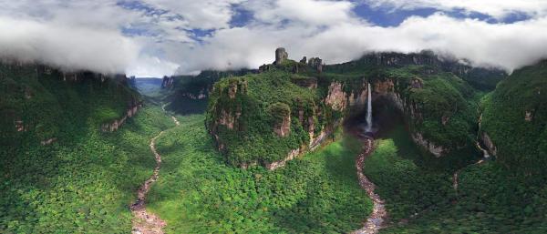 Dragon-Falls-Venezuela