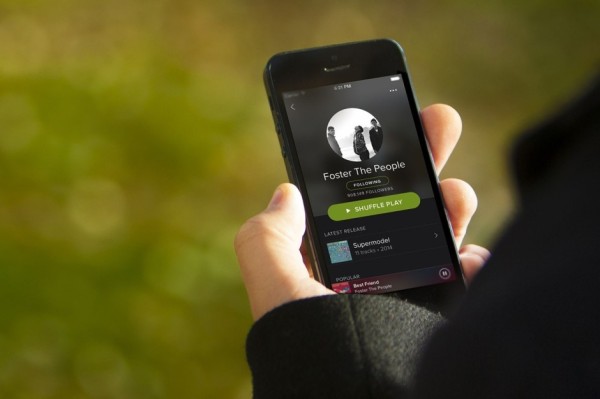 Spotify-new-iPhone-940x626
