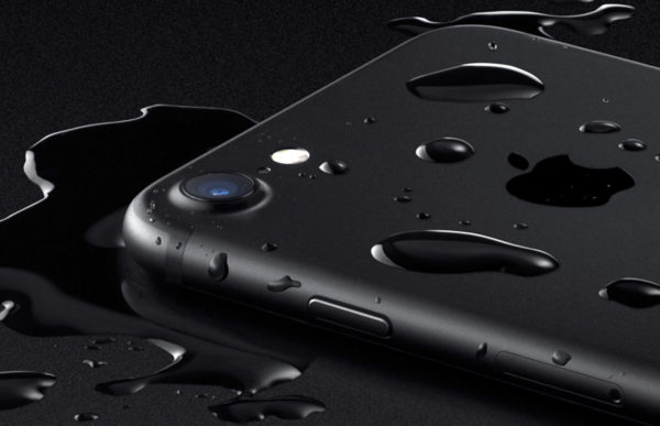 iphone-7-water-apple-art2