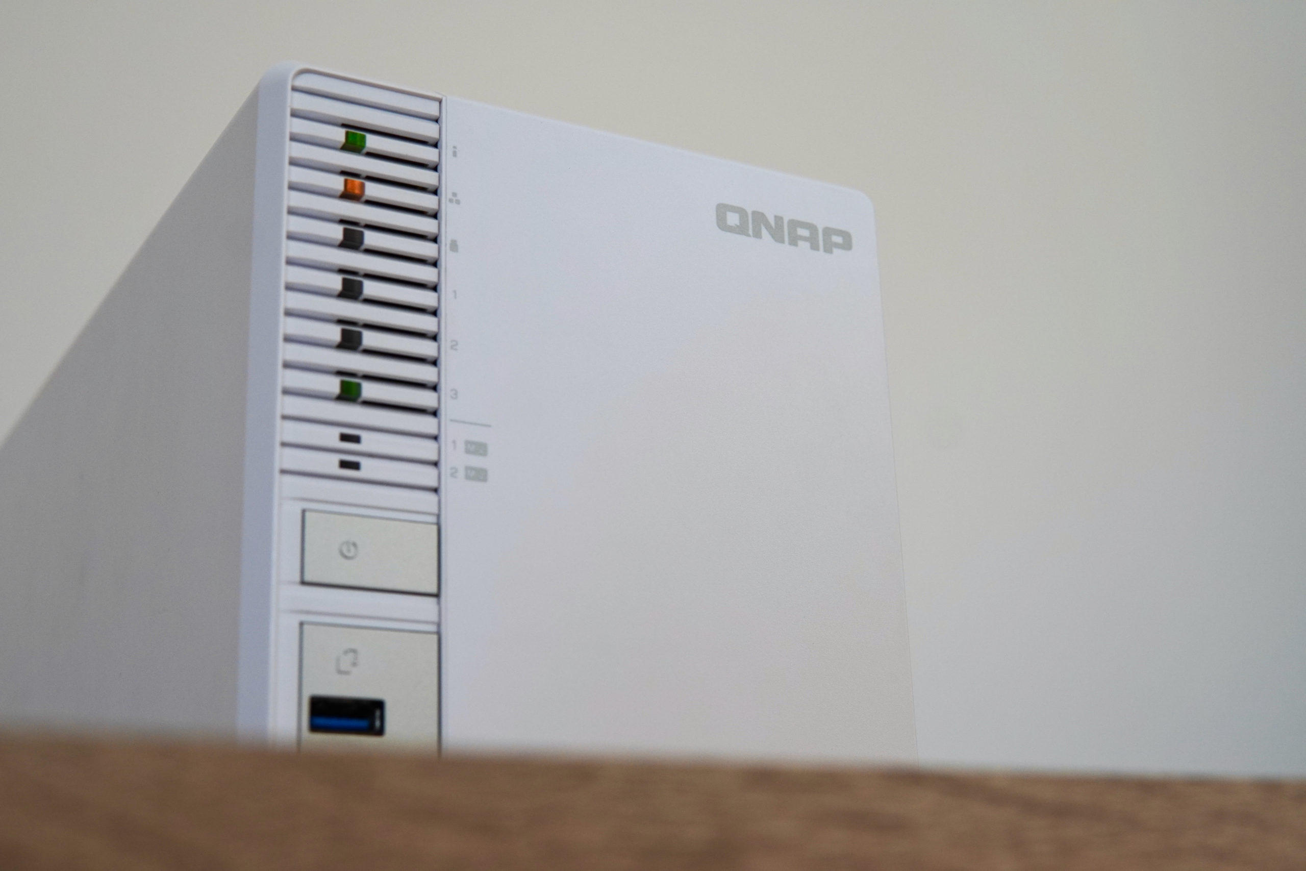 QNAP TS-351