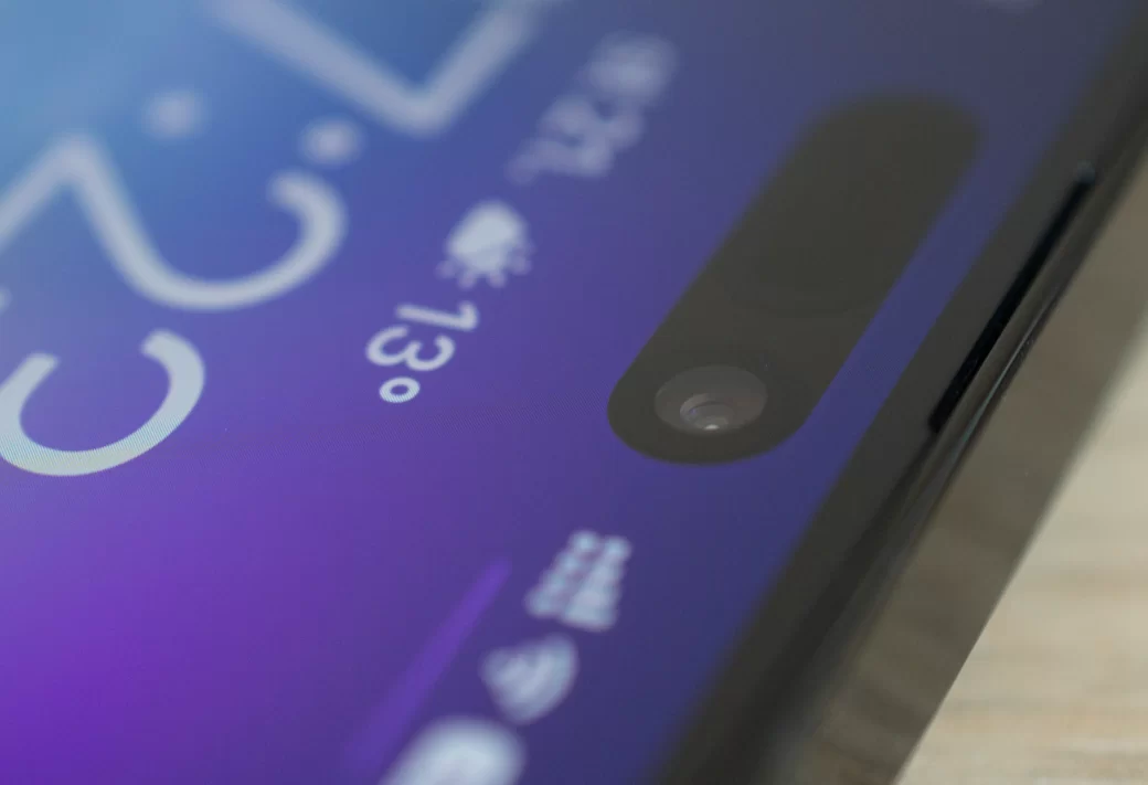 čelní kamera iPhone 15 Pro