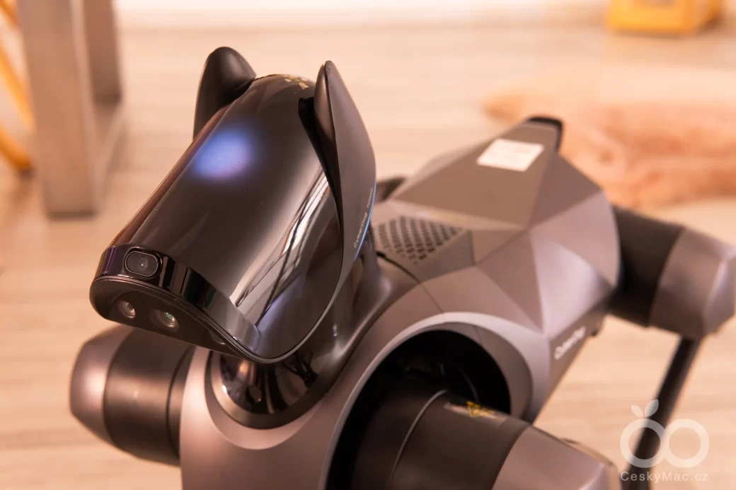 Xiaomi Cyberdog 2 detail hlavy
