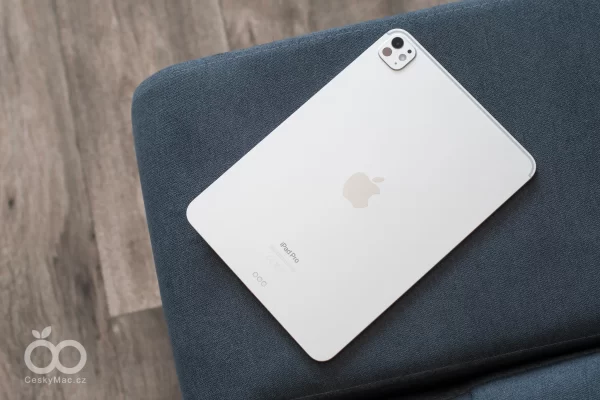 iPad Pro M4 (2024) zadní stran