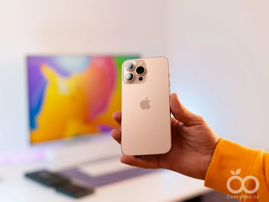 iPhone 16 Pro Max pouštní titan